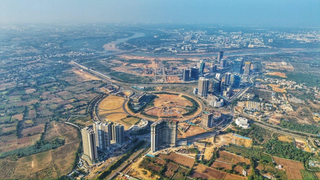 What is GIFT City in Gujarat - GIFT City Gandhinagar skyline